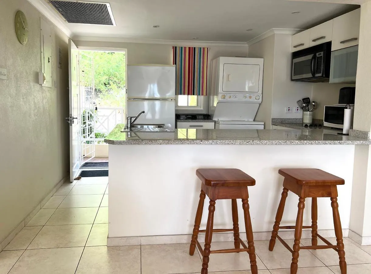 Rockley Golf 810 Is A 2 Bedroom, 2 Bathroom 1St Floor Apartment With Pool Saint James Barbados