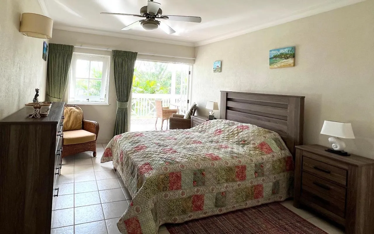 Rockley Golf 810 Is A 2 Bedroom, 2 Bathroom 1St Floor Apartment With Pool Saint James 0*,